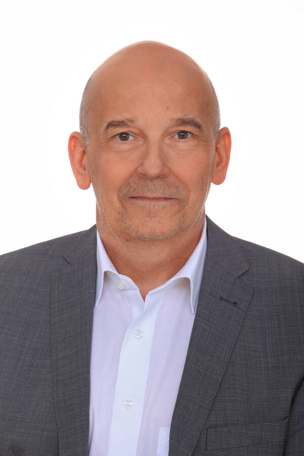Rolf Hoffmann2024